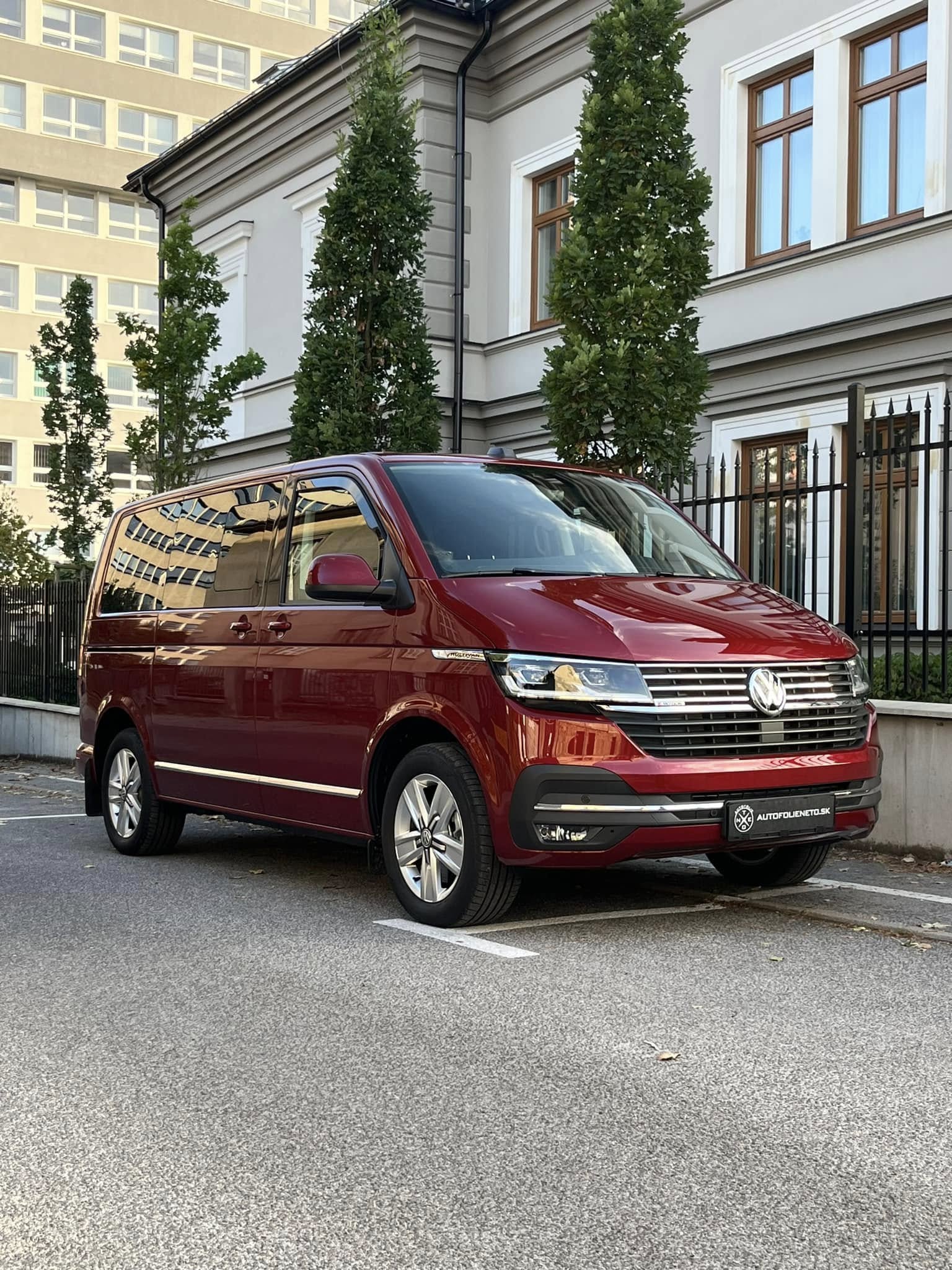 Volkswagen Multivan – XPEL Ultimate Plus na predok a boky + tónovanie okien