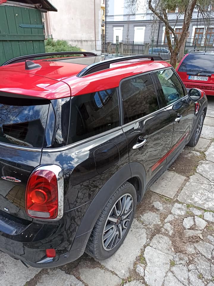 Vozidlo s fóliou na oknách z dielne Autofólie Neto
